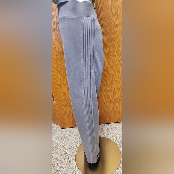 ATHLETA SERENITY LUXE SET, JACKET & PANTS, BOTH MED, GRAY - Picture 2 of 16